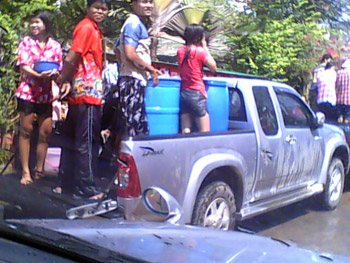 songkran koh chang songkran koh chang