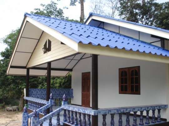 2 bed house for rent chris-kaibae-house-02-lg