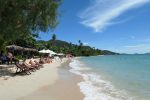 Looking east along Klong Kloi beach