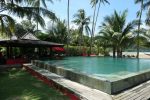 Shambala beach bar