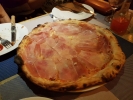 Mordi e Fuggi, Kai Bae. Italian restaurant